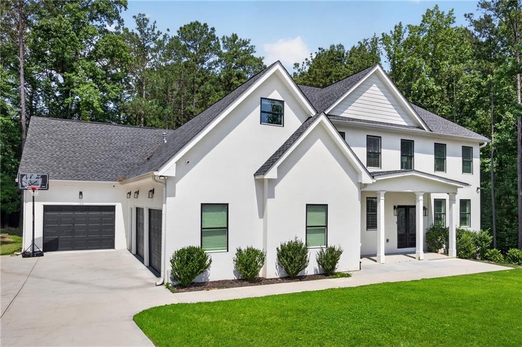 5 bedroom, 6 bathroom, 3,300 sq ft single family residence for sale at 4492 Muhammad Drive, Atlanta, GA 30349 — photo 3