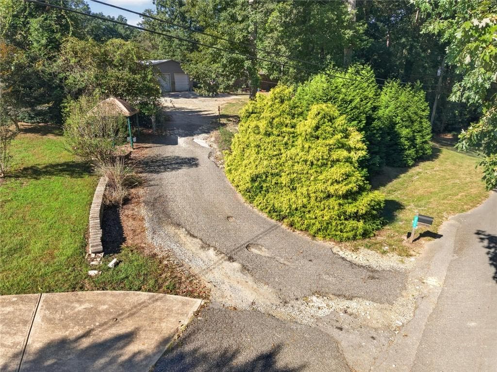 4 bedroom, 3 bathroom, 3,784 sq ft single family residence for sale at 3076 Thompson Mill Road, Buford, GA 30519 — photo 6