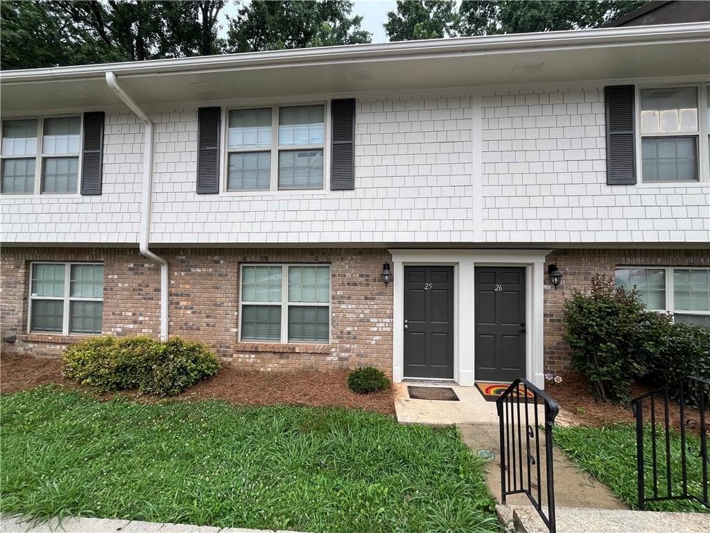 2 bedroom, 3 bathroom, 1,080 sq ft condominium for sale at 25 Villa Court, Smyrna, GA 30080