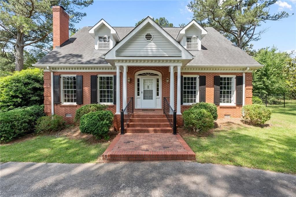 4 bedroom, 4 bathroom, 3,950 sq ft single family residence for sale at 105 Ole Hickory Trail, Carrollton, GA 30117 — photo 3