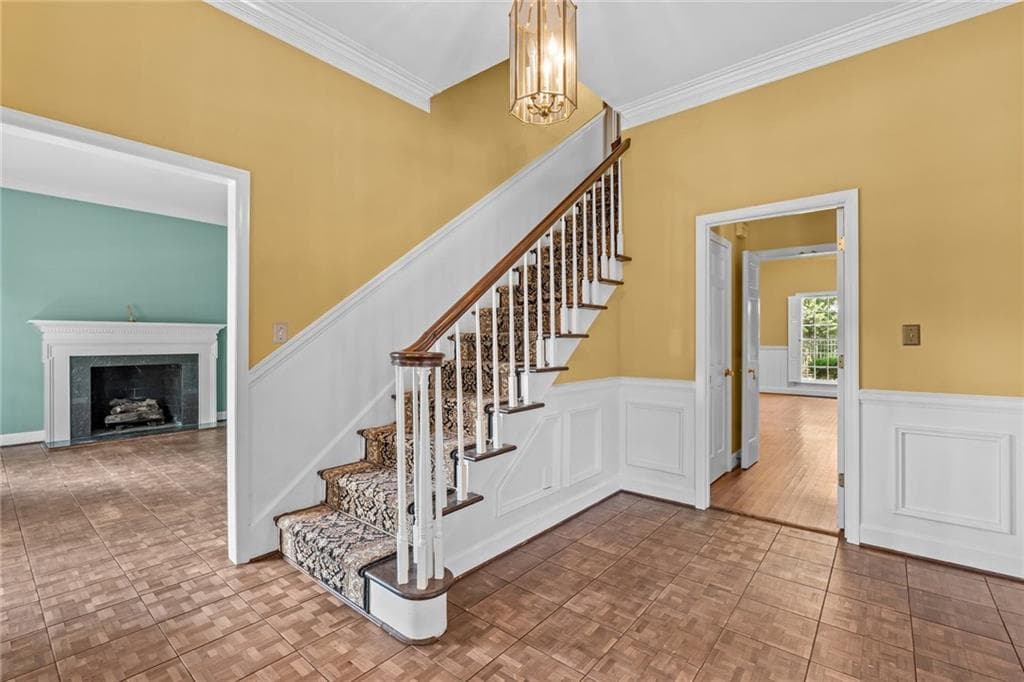 4 bedroom, 4 bathroom, 3,950 sq ft single family residence for sale at 105 Ole Hickory Trail, Carrollton, GA 30117 — photo 5