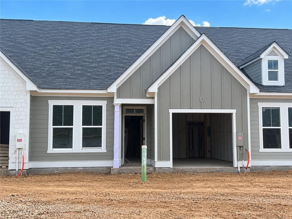 2 bedroom, 2 bathroom, 1,627 sq ft townhouse for sale at 112 Harmony Circle, Cartersville, GA 30120