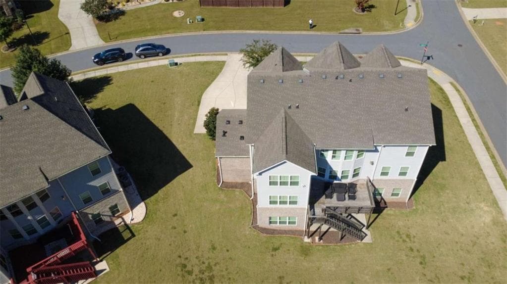 5 bedroom, 4 bathroom, 4,375 sq ft single family residence for sale at 5980 Roxboro Court, Cumming, GA 30040 — photo 10