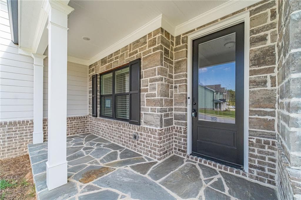 3 bedroom, 4 bathroom, 2,784 sq ft single family residence for sale at 2716 Thomas View Trail, Loganville, GA 30052 — photo 4