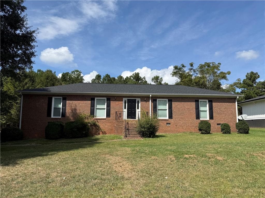 2 bedroom, 2 bathroom, 1,063 sq ft duplex for rent at 1650 Beechwood Boulevard A, Gainesville, GA 30504 for $1,595 a month