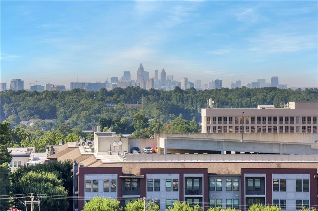 1 bedroom, 1 bathroom, 760 sq ft condominium for rent at 300 Johnson Ferry Road B902, Atlanta, GA 30328 for $2,458 a month — photo 1 of 37