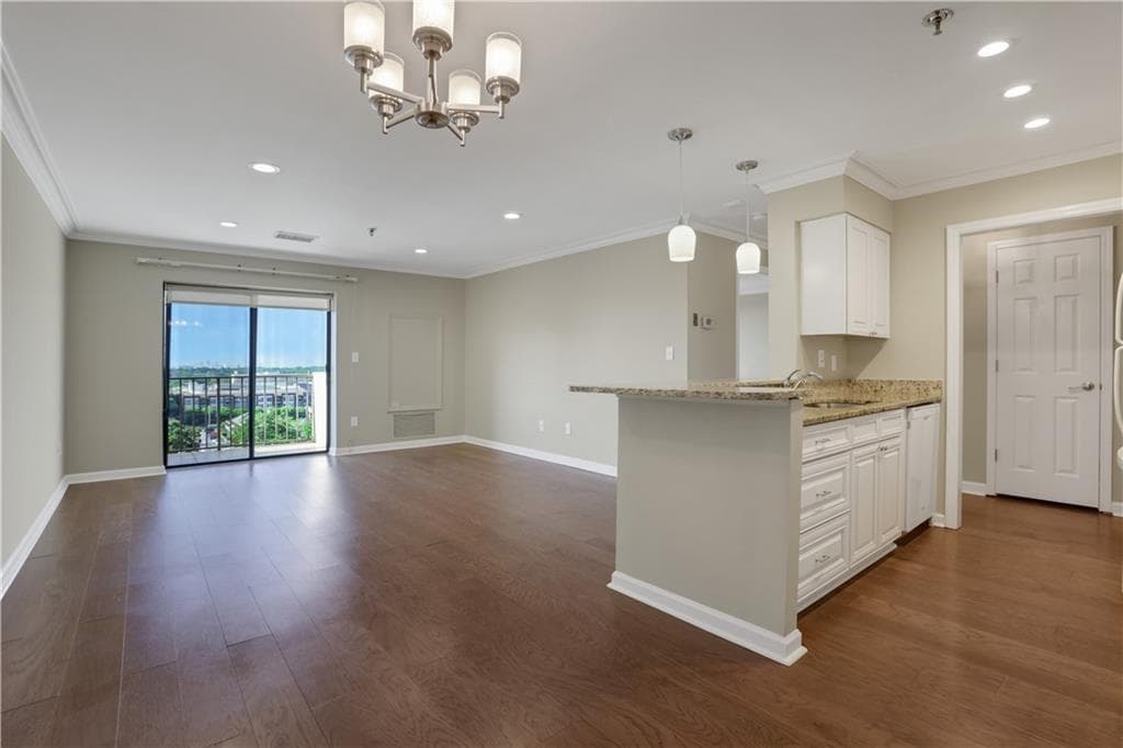 1 bedroom, 1 bathroom, 760 sq ft condominium for rent at 300 Johnson Ferry Road B902, Atlanta, GA 30328 for $2,458 a month — photo 7