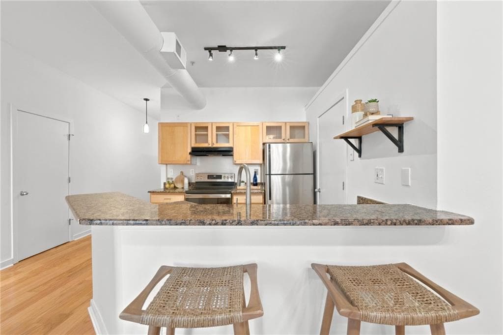 2 bedroom, 2 bathroom, 1,187 sq ft condominium for sale at 800 Peachtree Street 8227, Atlanta, GA 30308 — photo 9