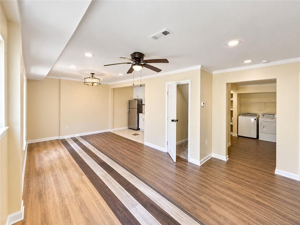 6 bedroom, 4 bathroom, 3,151 sq ft single family residence for sale at 3635 Spring Mesa Drive, Snellville, GA 30039 — photo 5