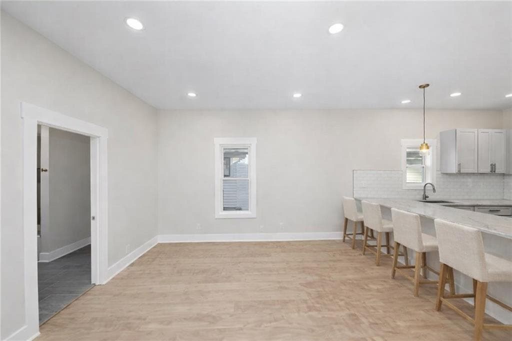 3 bedroom, 2 bathroom, 1,506 sq ft single family residence for sale at 976 Linam Avenue, Atlanta, GA 30315 — photo 6