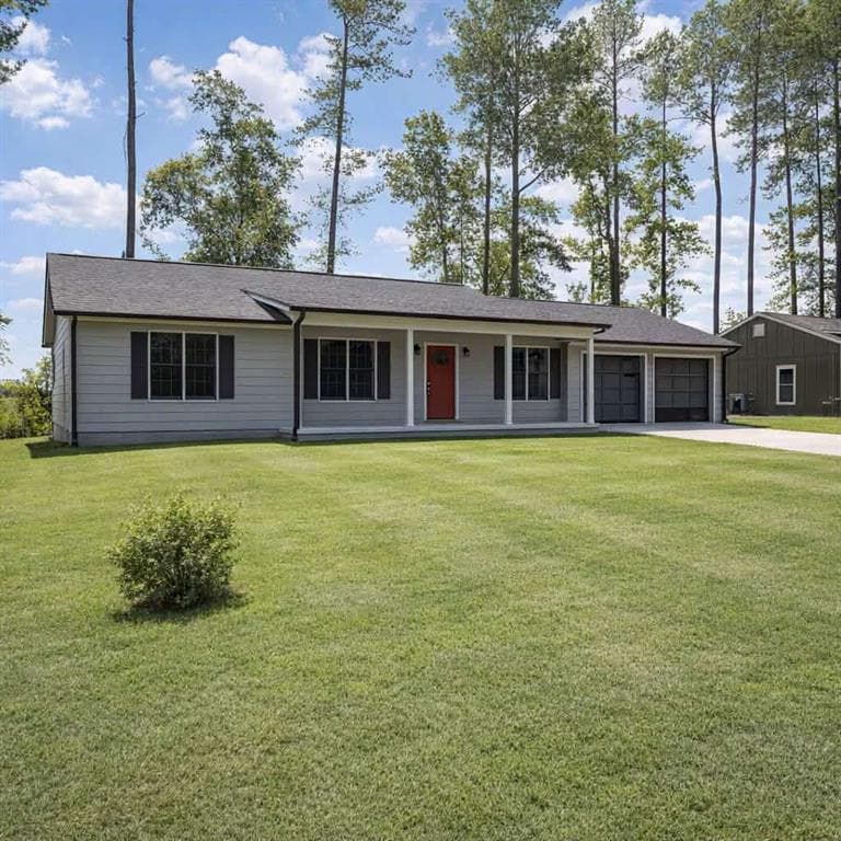 3 bedroom, 2 bathroom, 1,408 sq ft home for sale at 380 Independence Drive, Jonesboro, GA