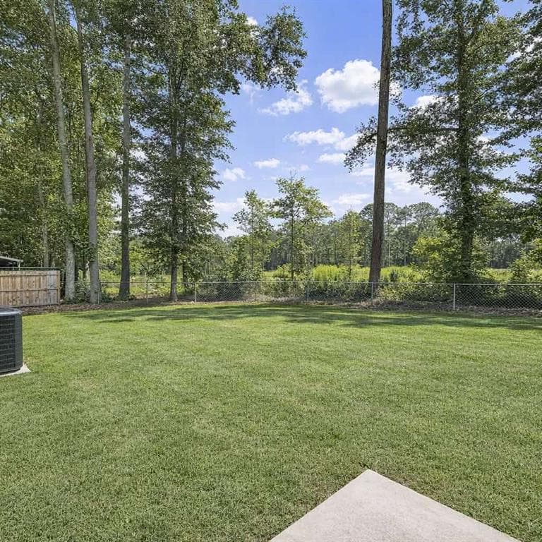 3 bedroom, 2 bathroom, 1,408 sq ft single family residence for sale at 380 Independence Drive, Jonesboro, GA 30238 — photo 6