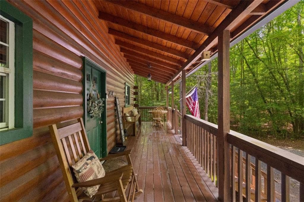 2 bedroom, 2 bathroom, 1,131 sq ft single family residence for sale at 218 Broken Arrow Way, Epworth, GA 30541 — photo 2