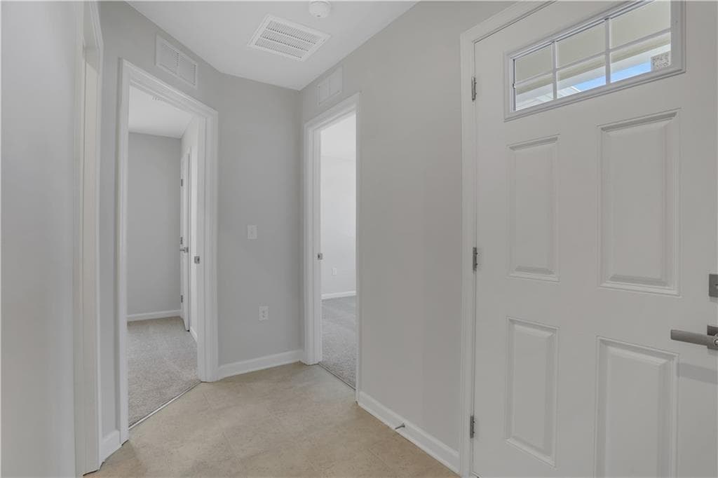 3 bedroom, 2 bathroom, 1,296 sq ft single family residence for sale at 111 Brent Boulevard, Calhoun, GA 30701 — photo 2