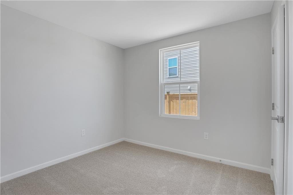3 bedroom, 2 bathroom, 1,296 sq ft single family residence for sale at 111 Brent Boulevard, Calhoun, GA 30701 — photo 5