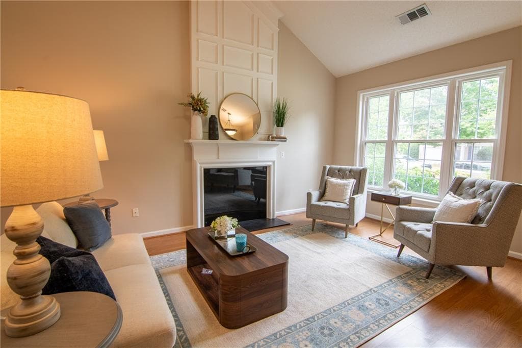 3 bedroom, 3 bathroom, 1,478 sq ft townhouse for sale at 5371 Medlock Corners Drive, Norcross, GA 30092 — photo 8