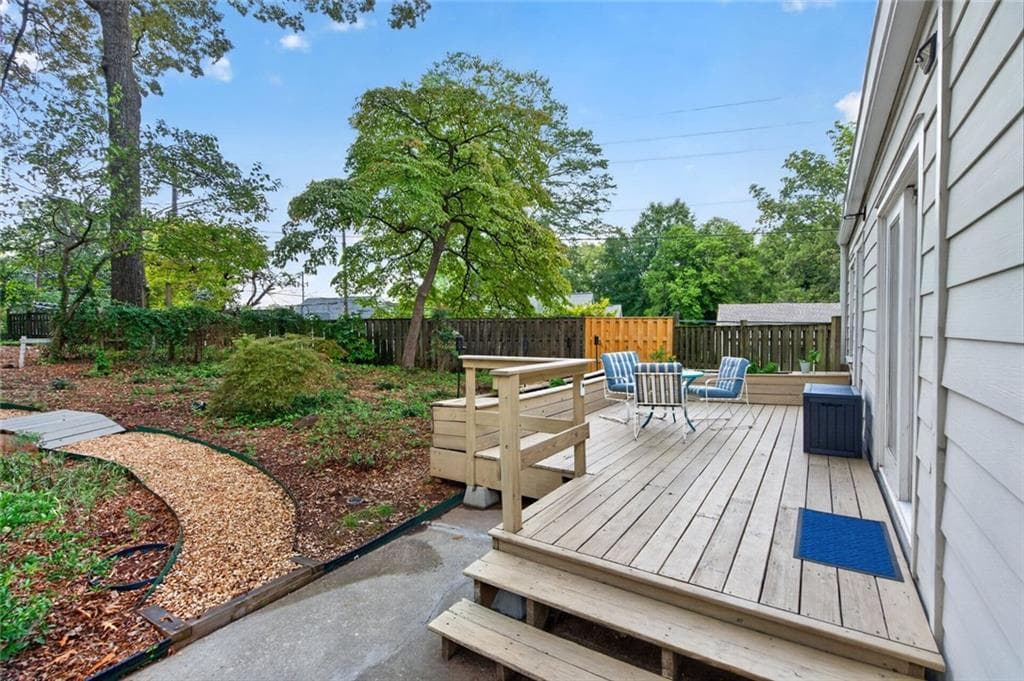 4 bedroom, 3 bathroom, 2,668 sq ft single family residence for sale at 3277 N Whitney Avenue, Hapeville, GA 30354 — photo 2