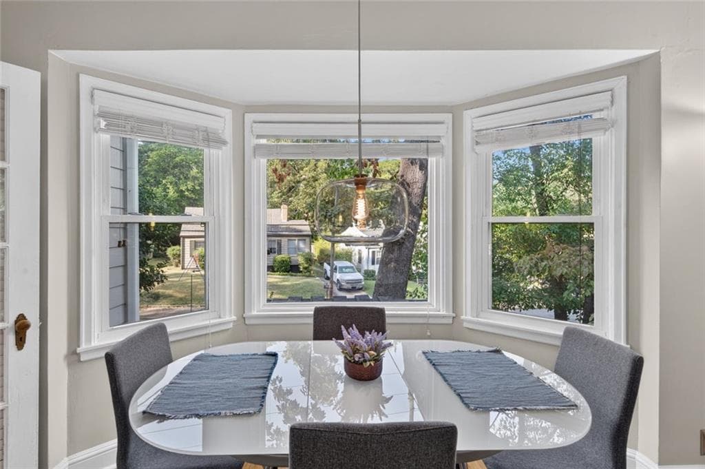 4 bedroom, 3 bathroom, 2,668 sq ft single family residence for sale at 3277 N Whitney Avenue, Hapeville, GA 30354 — photo 6
