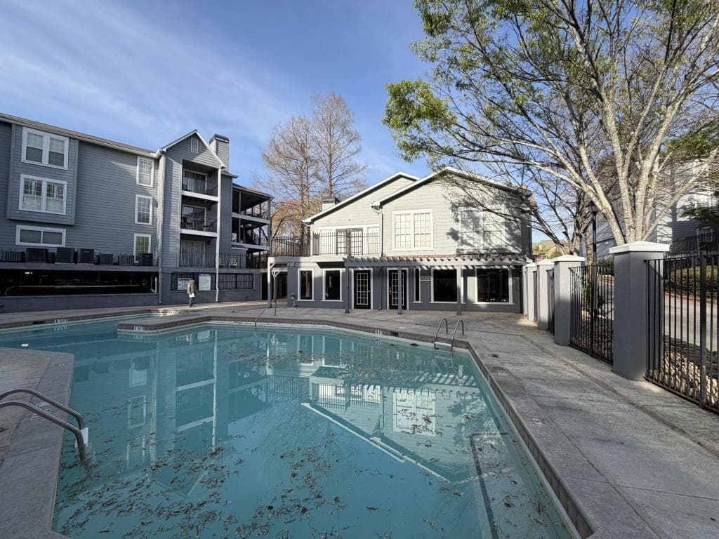 1 bedroom, 1 bathroom, 629 sq ft condominium for sale at 418 Granville Court, Atlanta, GA 30328 — photo 6