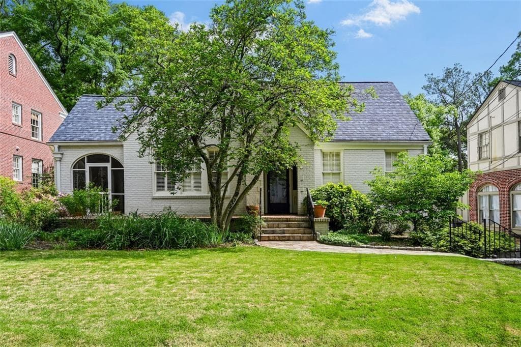 5 bedroom, 3 bathroom, 3,295 sq ft single family residence for rent at 60 26th Street, Atlanta, GA 30309 for $6,850 a month — photo 2