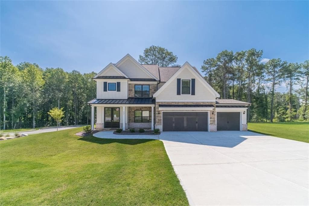 4 bedroom, 4 bathroom, 2,470 sq ft home for sale at 907 Bessie Court, Loganville, GA