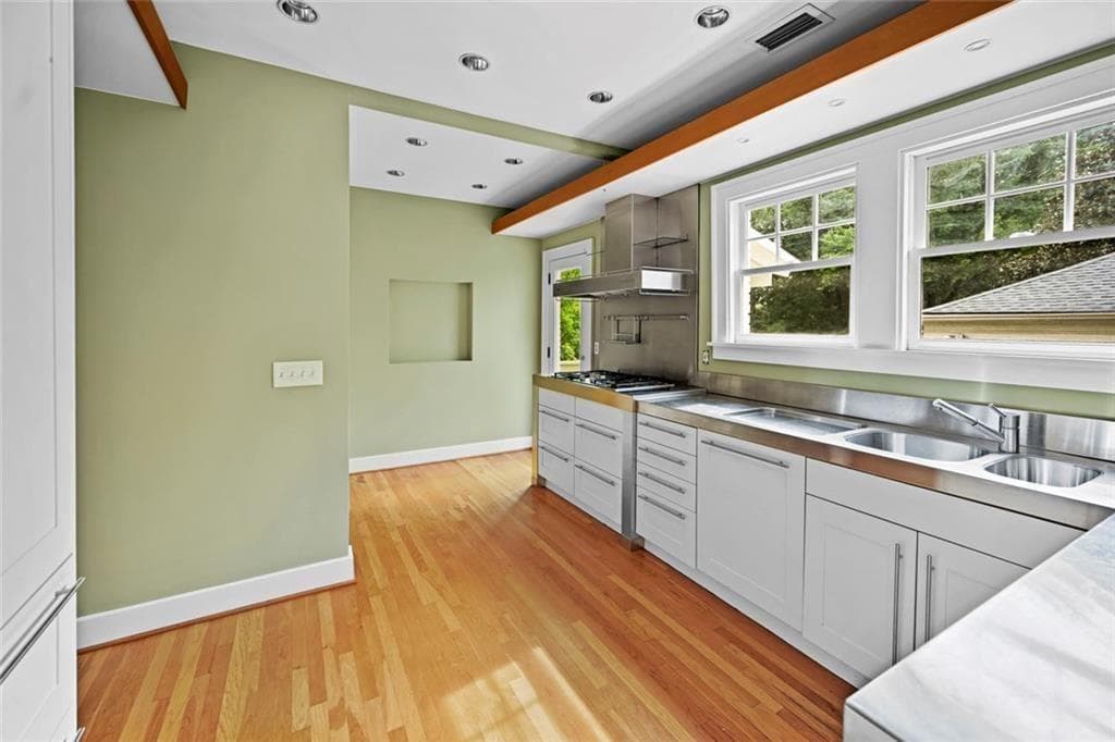 5 bedroom, 3 bathroom, 3,295 sq ft single family residence for rent at 60 26th Street, Atlanta, GA 30309 for $6,850 a month — photo 10