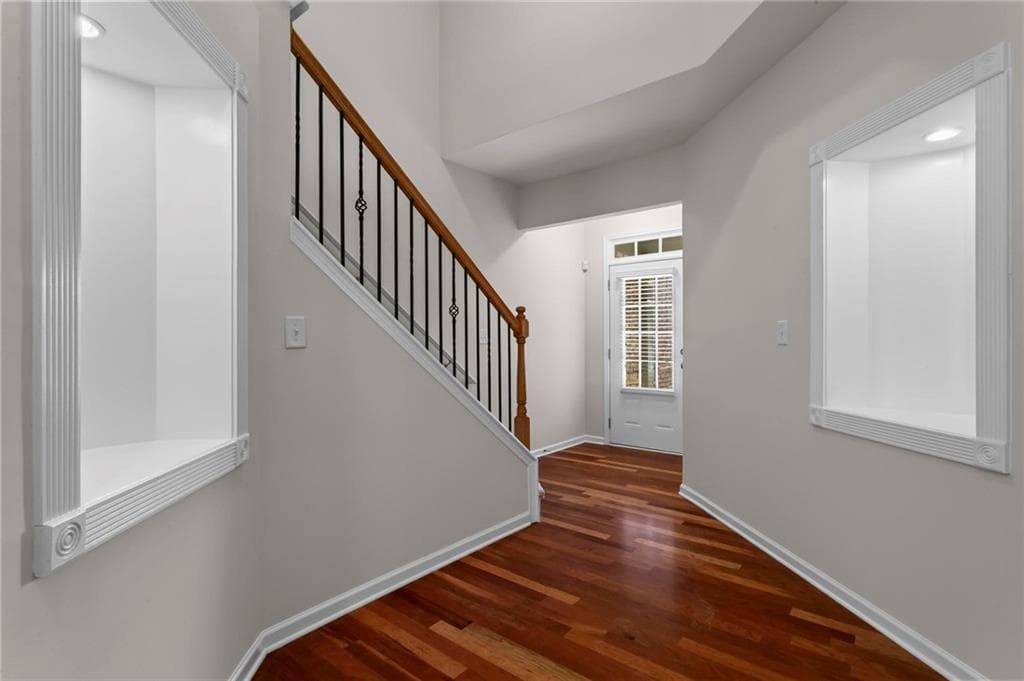 3 bedroom, 3 bathroom, 1,746 sq ft townhouse for sale at 1340 Winshire Cove, Alpharetta, GA 30004 — photo 5