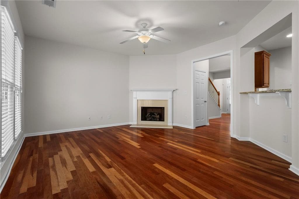 3 bedroom, 3 bathroom, 1,746 sq ft townhouse for sale at 1340 Winshire Cove, Alpharetta, GA 30004 — photo 7