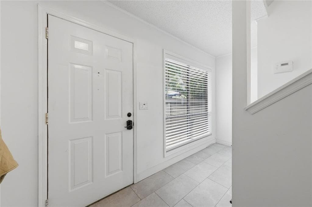 2 bedroom, 2 bathroom, 1,352 sq ft townhouse for rent at 1098 Creatwood Place, Smyrna, GA 30080 for $2,750 a month — photo 4