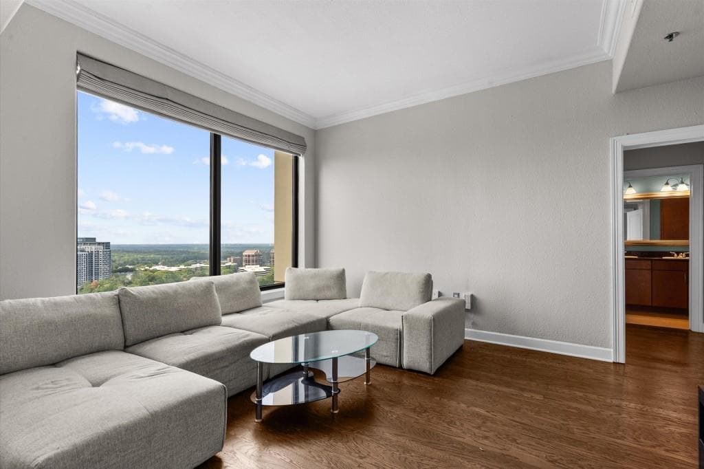 1 bedroom, 1 bathroom, 972 sq ft condominium for sale at 3445 Stratford Road 3109, Atlanta, GA 30326 — photo 6