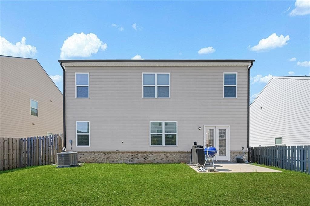 5 bedroom, 3 bathroom, 3,210 sq ft single family residence for sale at 394 Faulkner Street, Stockbridge, GA 30281 — photo 3