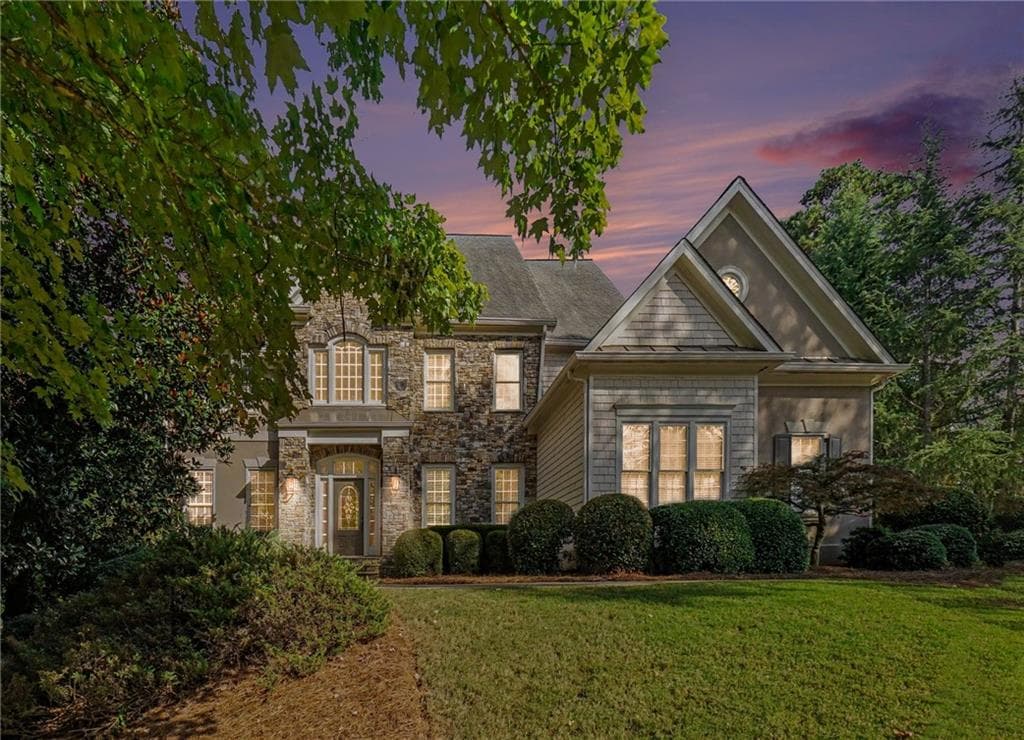 6 bedroom, 6 bathroom, 3,897 sq ft single family residence for sale at 755 Bethany Green Court, Milton, GA 30004 — photo 2