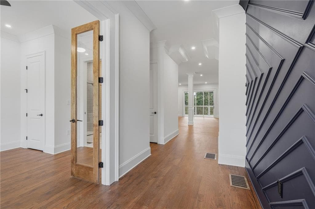 5 bedroom, 4 bathroom, 3,239 sq ft single family residence for sale at 751 N Price Road, Sugar Hill, GA 30518 — photo 6