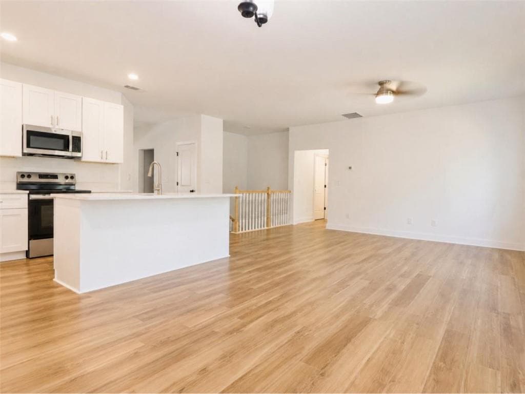 3 bedroom, 3 bathroom, 1,936 sq ft single family residence for sale at 96 Arbor Hills Circle, Jasper, GA 30175 — photo 9