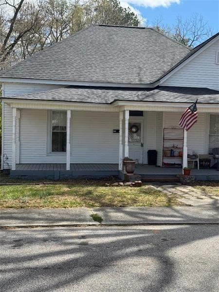 1 bedroom, 1 bathroom, 1,679 sq ft duplex for rent at 235 Boulevard A, Monroe, GA 30655 for $950 a month