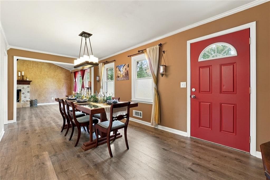 3 bedroom, 2 bathroom, 1,632 sq ft single family residence for sale at 610 Evergreen Drive, Woodstock, GA 30188 — photo 8