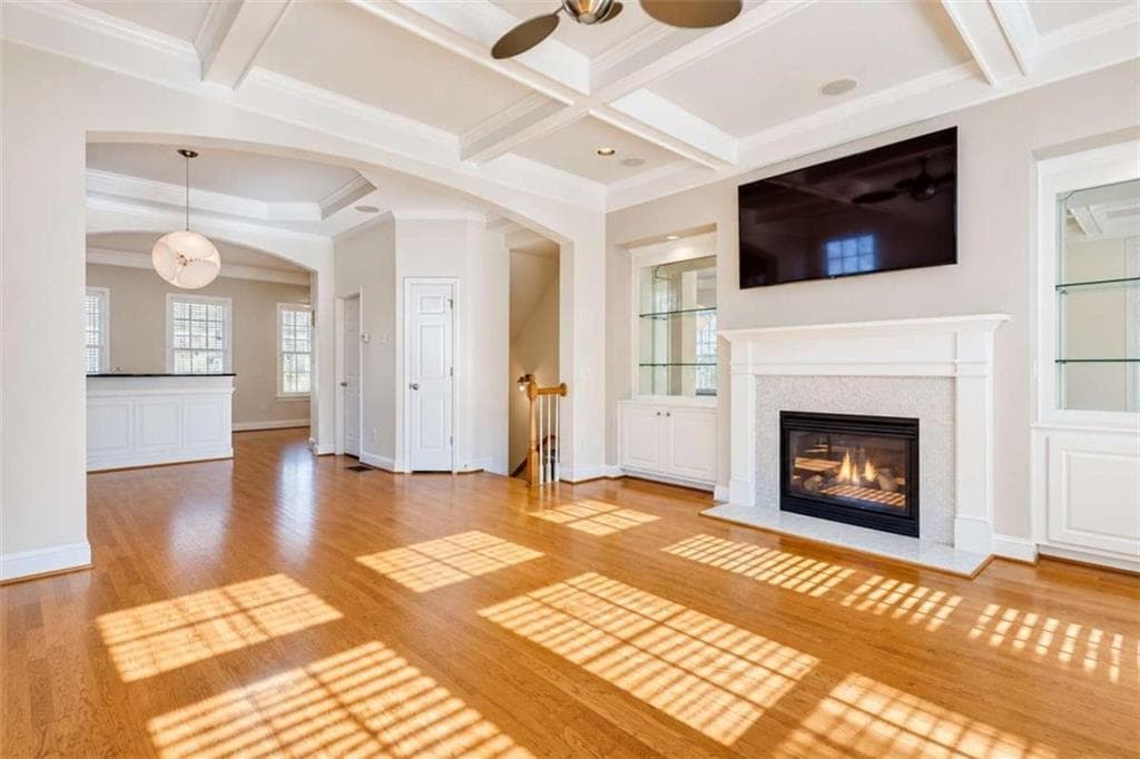 3 bedroom, 4 bathroom, 2,320 sq ft townhouse for sale at 5250 Kershaw Court, Atlanta, GA 30339 — photo 3