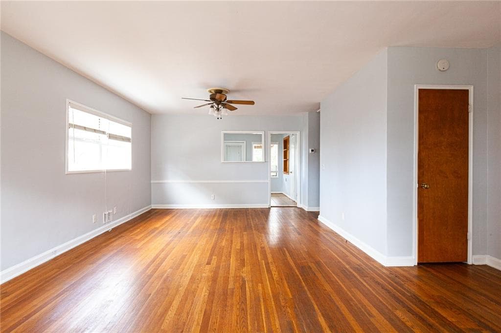 2 bedroom, 1 bathroom, 2,110 sq ft duplex for rent at 1975 Kilburn Drive, Atlanta, GA 30324 for $2,150 a month — photo 9