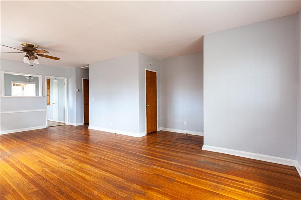 2 bedroom, 1 bathroom, 2,110 sq ft duplex for rent at 1975 Kilburn Drive, Atlanta, GA 30324 for $2,150 a month — photo 10