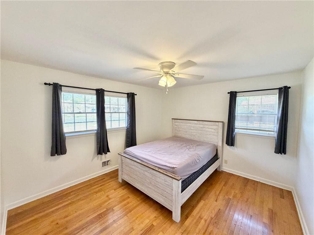 3 bedroom, 2 bathroom, 1,150 sq ft single family residence for sale at 121 Dogwood Drive, Cartersville, GA 30120 — photo 7