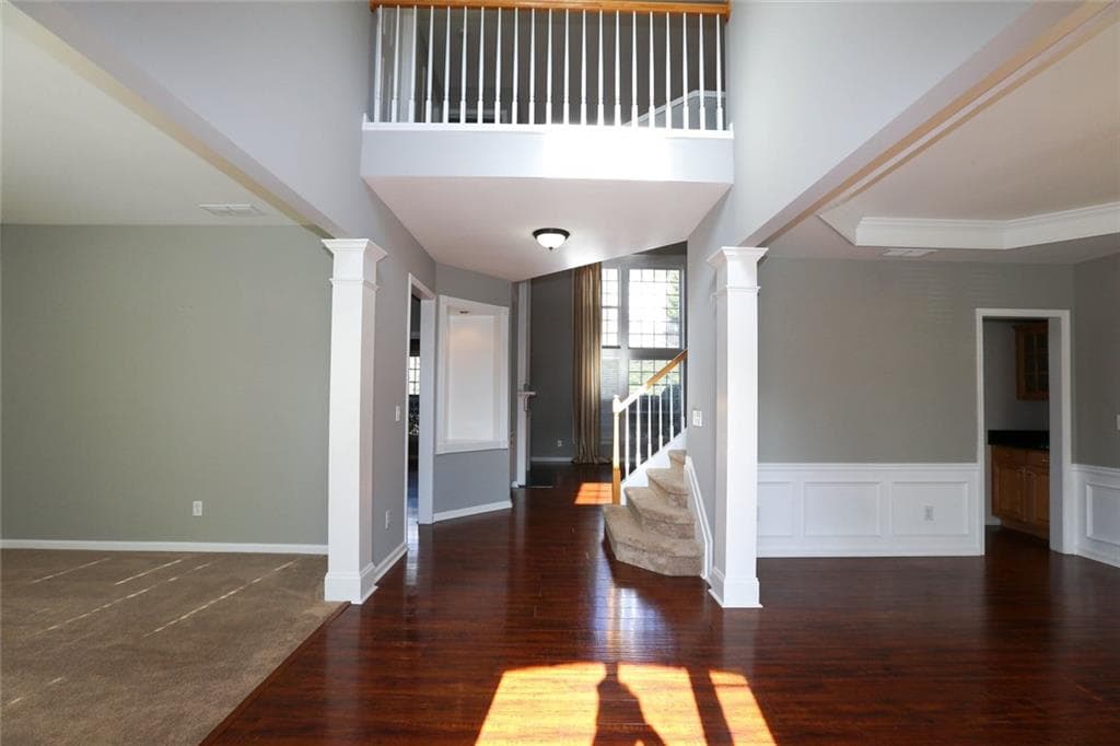 4 bedroom, 3 bathroom, 3,270 sq ft single family residence for rent at 329 Coddington Court, Suwanee, GA 30024 for $3,000 a month — photo 3