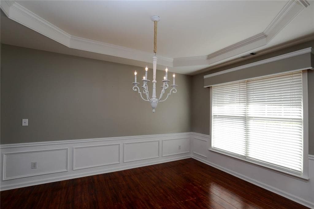 4 bedroom, 3 bathroom, 3,270 sq ft single family residence for rent at 329 Coddington Court, Suwanee, GA 30024 for $3,000 a month — photo 6