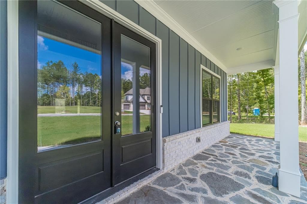 4 bedroom, 4 bathroom, 3,451 sq ft single family residence for sale at 887 Bessie Court, Loganville, GA 30052 — photo 3