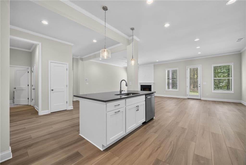4 bedroom, 4 bathroom, 3,451 sq ft single family residence for sale at 887 Bessie Court, Loganville, GA 30052 — photo 4