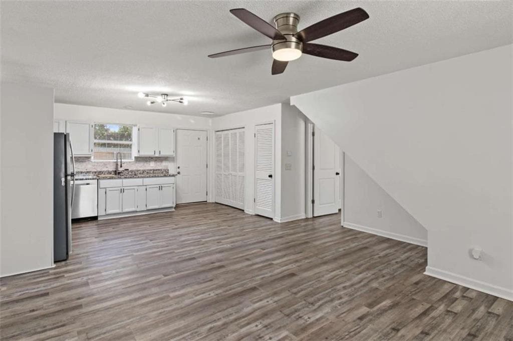 4 bedroom, 3 bathroom, 1,490 sq ft single family residence for sale at 15 Brighton Court, Cartersville, GA 30121 — photo 7