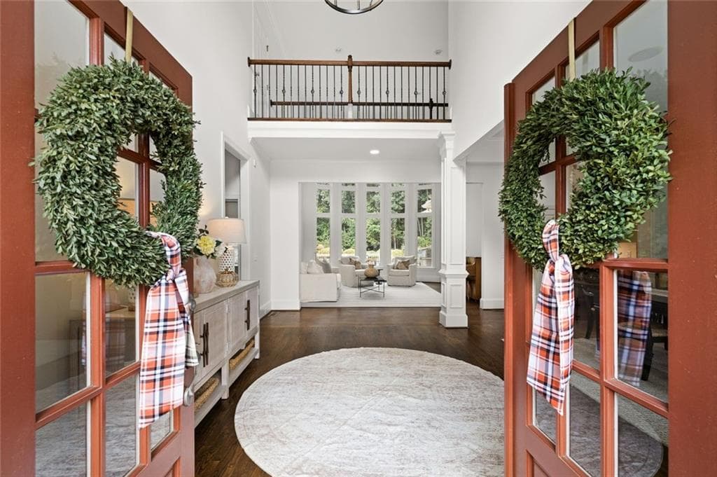 5 bedroom, 6 bathroom, 6,433 sq ft single family residence for sale at 8030 Coventry Pointe, Suwanee, GA 30024 — photo 2