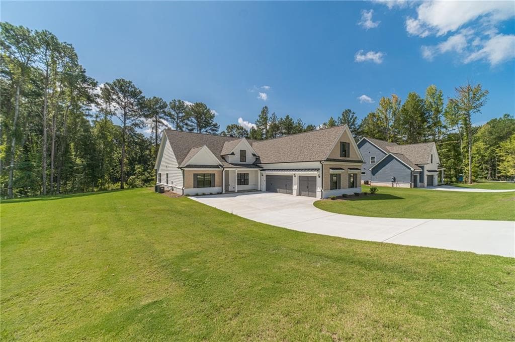 3 bedroom, 3 bathroom, 2,800 sq ft home for sale at 897 Bessie Court, Loganville, GA