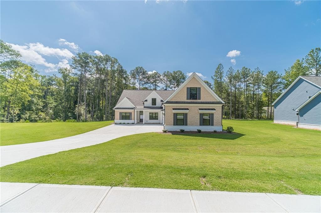 3 bedroom, 3 bathroom, 2,800 sq ft single family residence for sale at 897 Bessie Court, Loganville, GA 30052 — photo 3