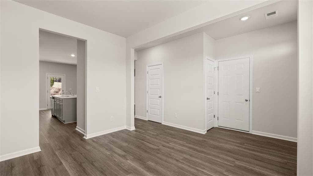 3 bedroom, 3 bathroom, 1,663 sq ft single family residence for sale at 217 Villa Drive, Athens, GA 30605 — photo 6