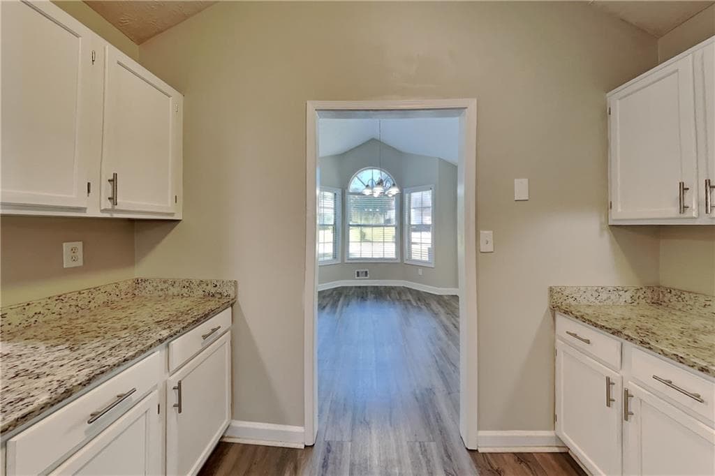4 bedroom, 3 bathroom, 2,492 sq ft single family residence for rent at 4049 Evelyn Drive, Powder Springs, GA 30127 for $2,240 a month — photo 5
